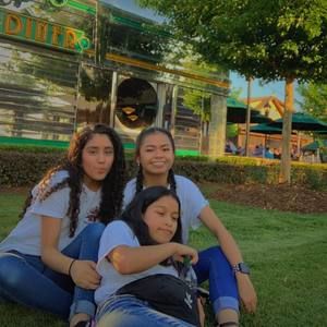 Meet your Posher, Adarely